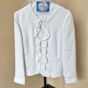 Chic White Ruffle Blazer